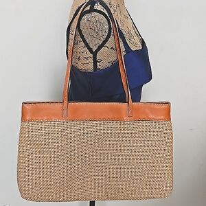 Adrienne Vittadini Tote Bag.